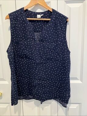 Navy blue Gap polka dot sleeveless blouse XXL